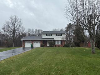 126 Delason Ave, Twp Of But Sw, PA 16001