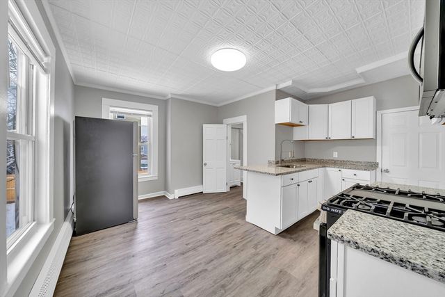 49 6th St., Lowell, MA 01850