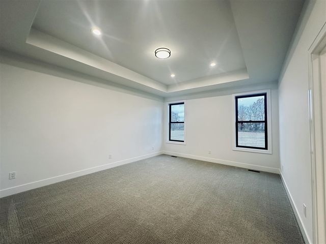 16420 Sleepy Hollow Drive, Fenton, MI 48430