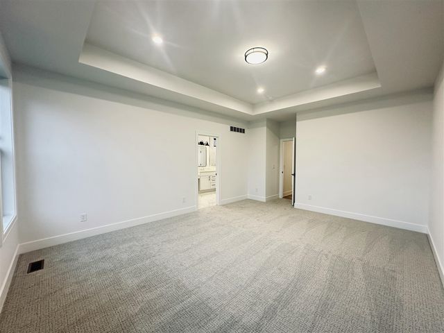 16420 Sleepy Hollow Drive, Fenton, MI 48430