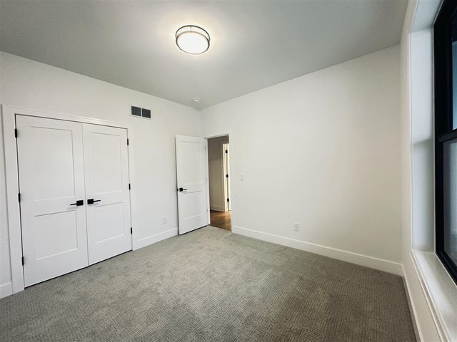 16420 Sleepy Hollow Drive, Fenton, MI 48430