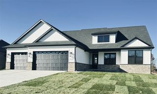 16420 Sleepy Hollow Drive, Fenton, MI 48430