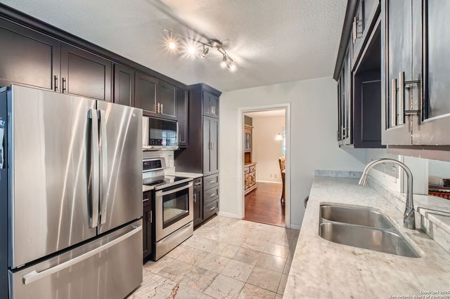 149 Bluet, Castle Hills, TX 78213