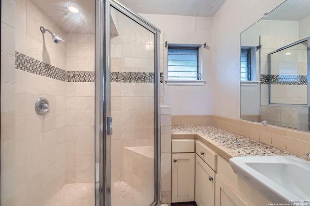 149 Bluet, Castle Hills, TX 78213