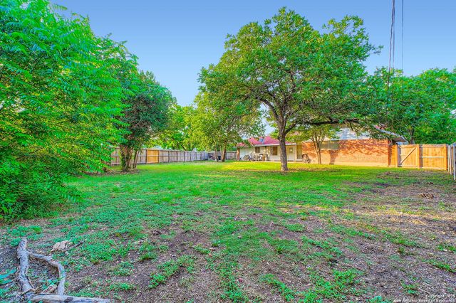 149 Bluet, Castle Hills, TX 78213