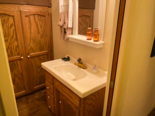 57148 Kramer Dr, Springville, CA 93265