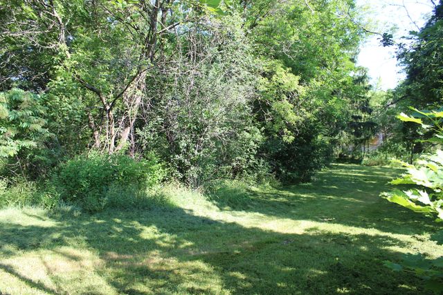 31918 Hillside Drive, Lakemoor, IL 60051