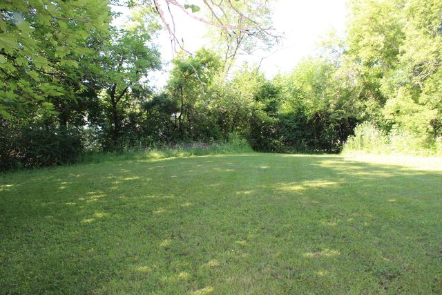 31918 Hillside Drive, Lakemoor, IL 60051