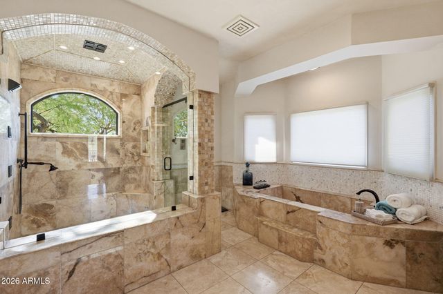 700 N DOBSON Road 33, Chandler, AZ 85224