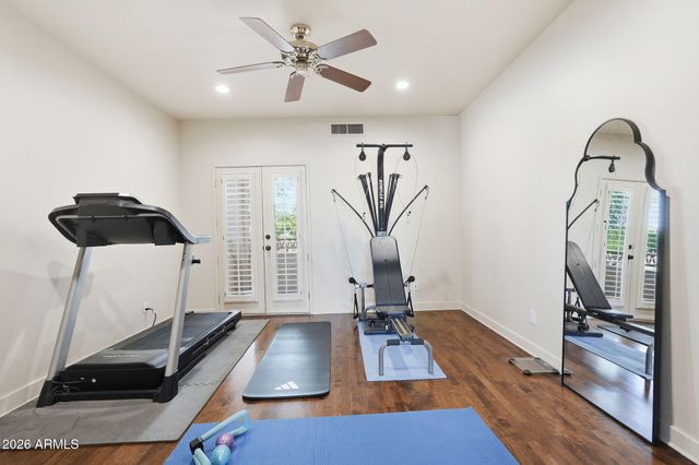 700 N DOBSON Road 33, Chandler, AZ 85224