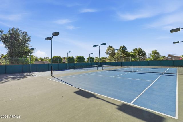 700 N DOBSON Road 33, Chandler, AZ 85224