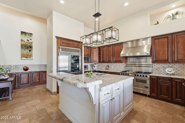 700 N DOBSON Road 33, Chandler, AZ 85224