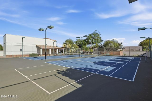 700 N DOBSON Road 33, Chandler, AZ 85224