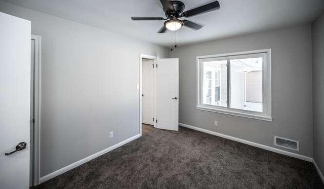 736 3rd Avenue E, Shakopee, MN 55379