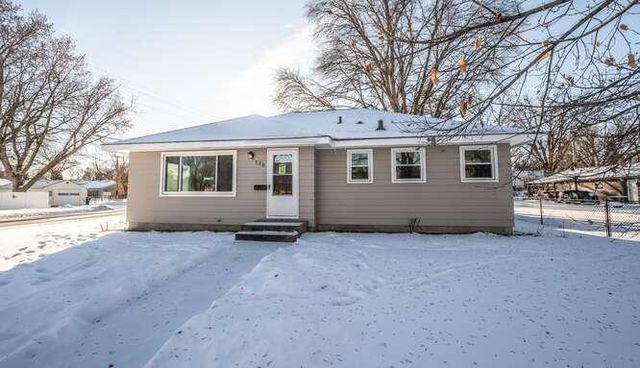 736 3rd Avenue E, Shakopee, MN 55379