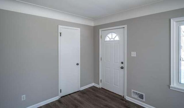 736 3rd Avenue E, Shakopee, MN 55379