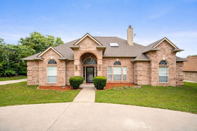 12020 Younger Court, Azle, TX 76020