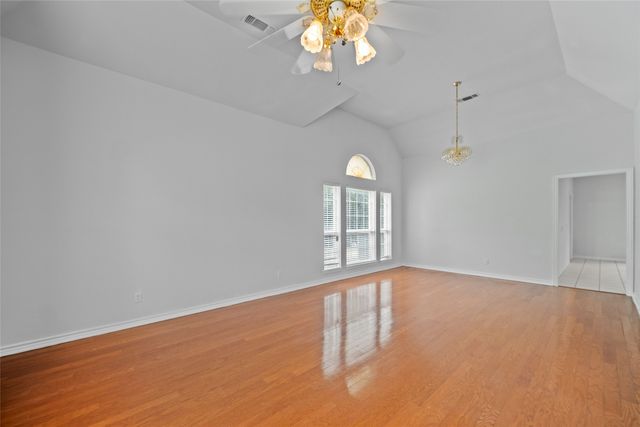 12020 Younger Court, Azle, TX 76020