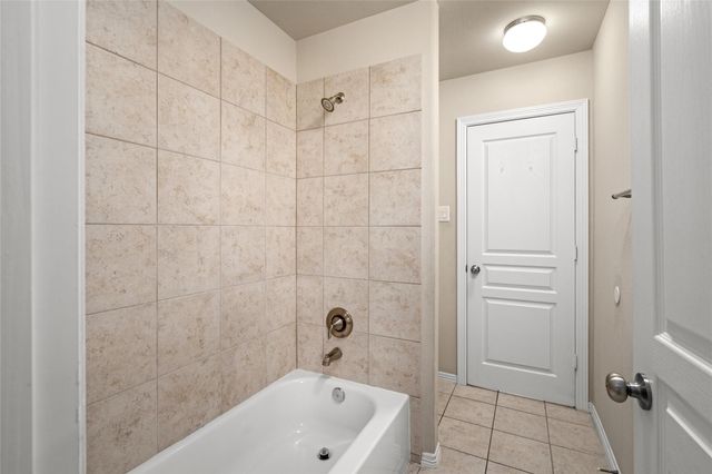 826 W 26th Street A, Houston, TX 77008