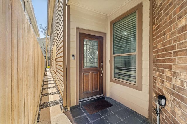 826 W 26th Street A, Houston, TX 77008