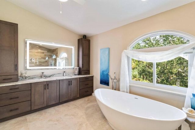 6511 BAYSHORE ROAD, Palmetto, FL 34221