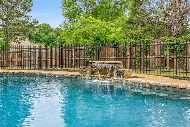 716 LAWNCREST CV, Collierville, TN 38017
