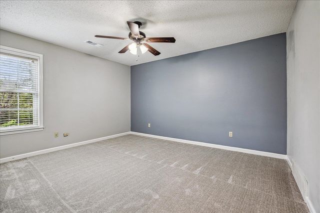 716 LAWNCREST CV, Collierville, TN 38017