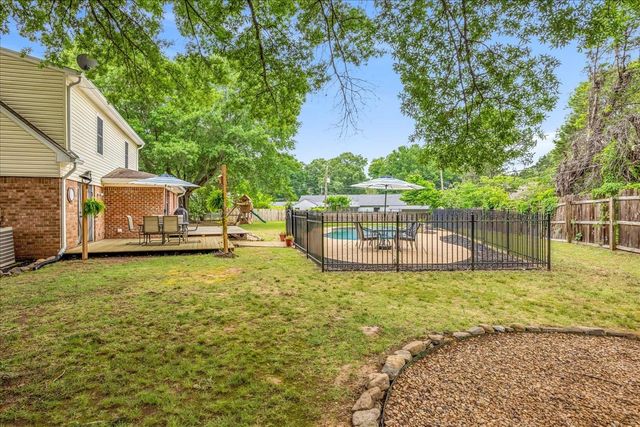 716 LAWNCREST CV, Collierville, TN 38017
