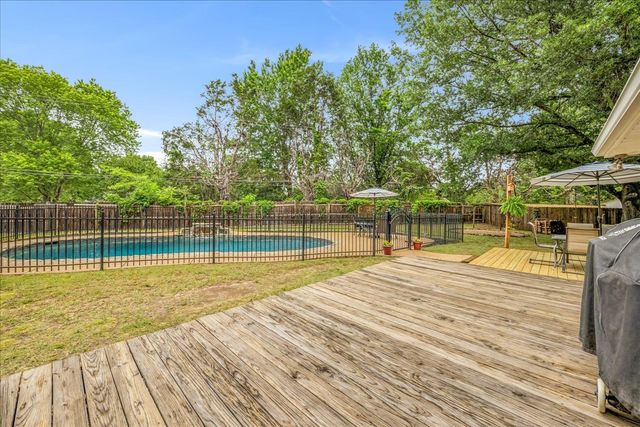 716 LAWNCREST CV, Collierville, TN 38017