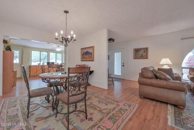 160 S Camino Holgado, Green Valley, AZ 85614