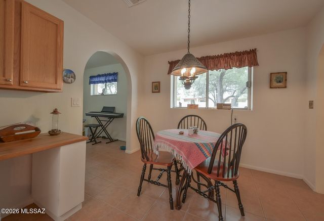 160 S Camino Holgado, Green Valley, AZ 85614