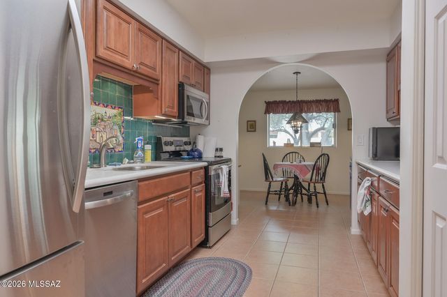 160 S Camino Holgado, Green Valley, AZ 85614