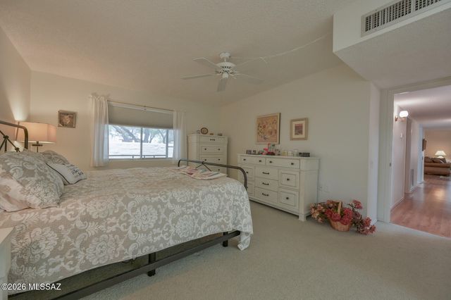 160 S Camino Holgado, Green Valley, AZ 85614