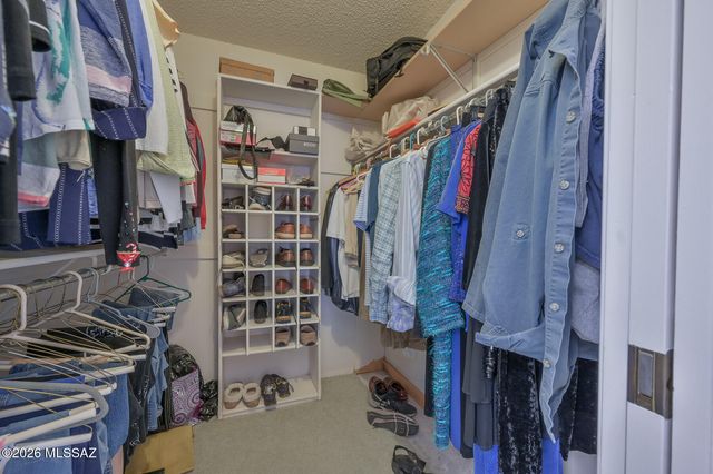 160 S Camino Holgado, Green Valley, AZ 85614