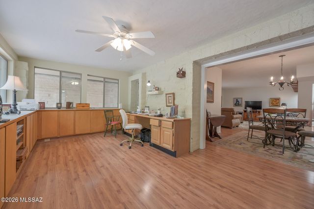 160 S Camino Holgado, Green Valley, AZ 85614