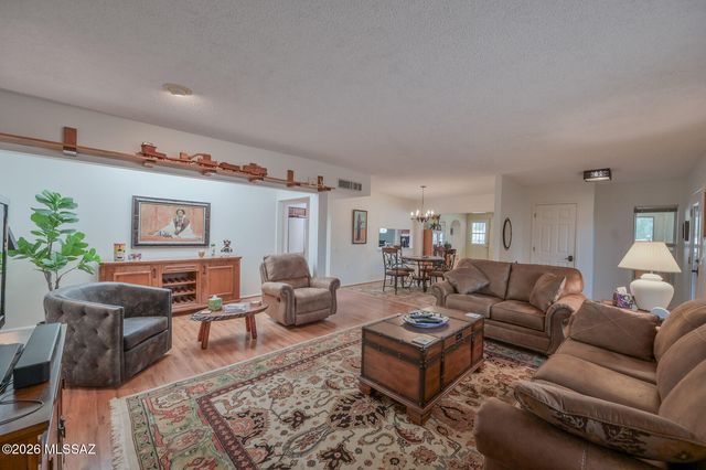 160 S Camino Holgado, Green Valley, AZ 85614