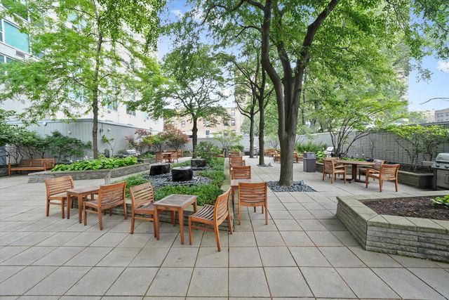 3600 N Lake Shore Drive 1816, Chicago, IL 60613