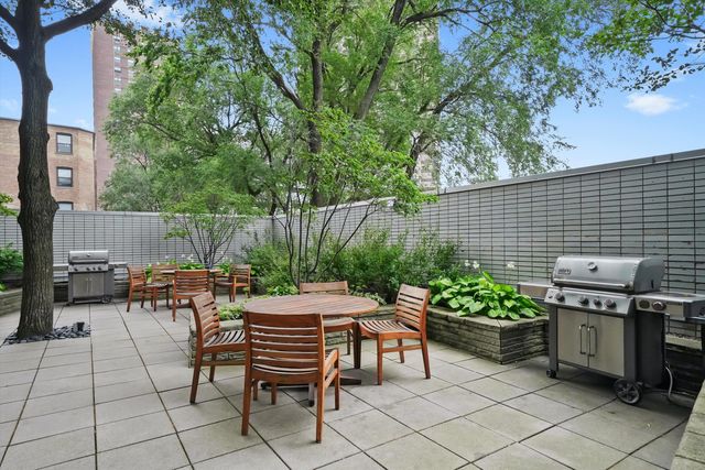 3600 N Lake Shore Drive 1816, Chicago, IL 60613