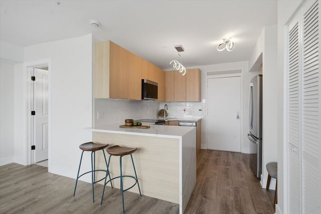 3600 N Lake Shore Drive 1816, Chicago, IL 60613