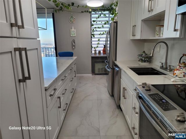 200 Winston Drive 2017, Cliffside Park, NJ 07010