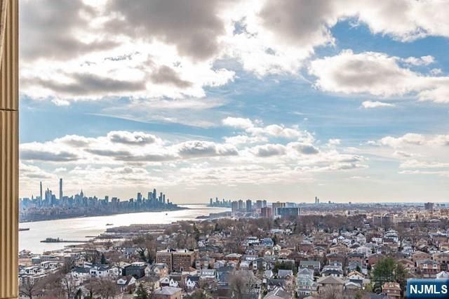 200 Winston Drive 2017, Cliffside Park, NJ 07010