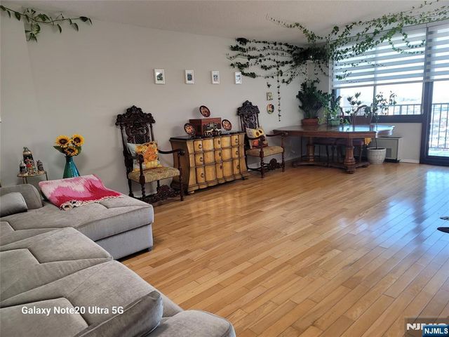 200 Winston Drive 2017, Cliffside Park, NJ 07010