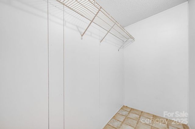 20 Luckenbach Drive, Fairview, NC 28730