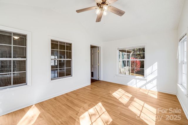 20 Luckenbach Drive, Fairview, NC 28730