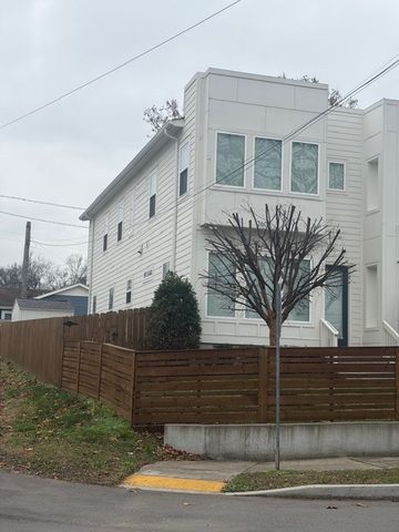 2601 Batavia St, Nashville, TN 37208