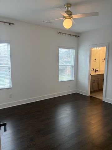 2601 Batavia St, Nashville, TN 37208