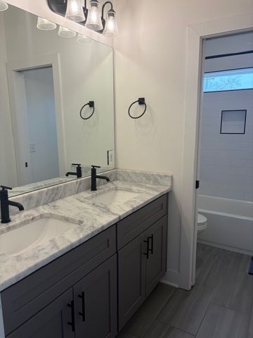 2601 Batavia St, Nashville, TN 37208