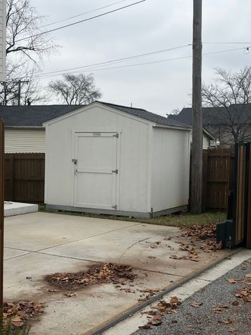 2601 Batavia St, Nashville, TN 37208