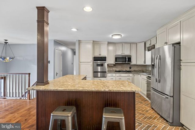 112 WOODLAND AVE, Medford, NJ 08055