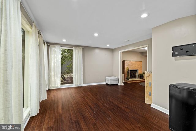 112 WOODLAND AVE, Medford, NJ 08055